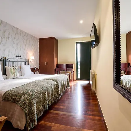 Lar Da Mota Boutique Hotel 2*